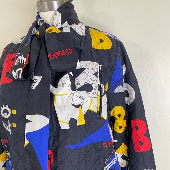 VINTAGE 100% SILK QUILTED PATTERNED NAUTICAL BUTTON UP JACKET WITH MATCHING SASH - Picture 7 of 17